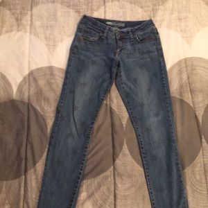 Old Navy RockStar woman’s jeans size 6